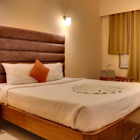 Hotel Earl Grey Jorhāt Εξωτερικό φωτογραφία