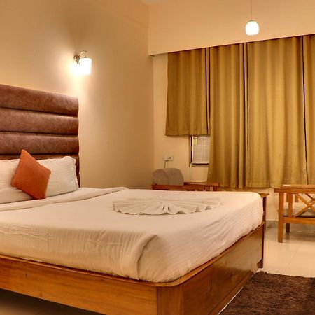 Hotel Earl Grey Jorhāt Εξωτερικό φωτογραφία
