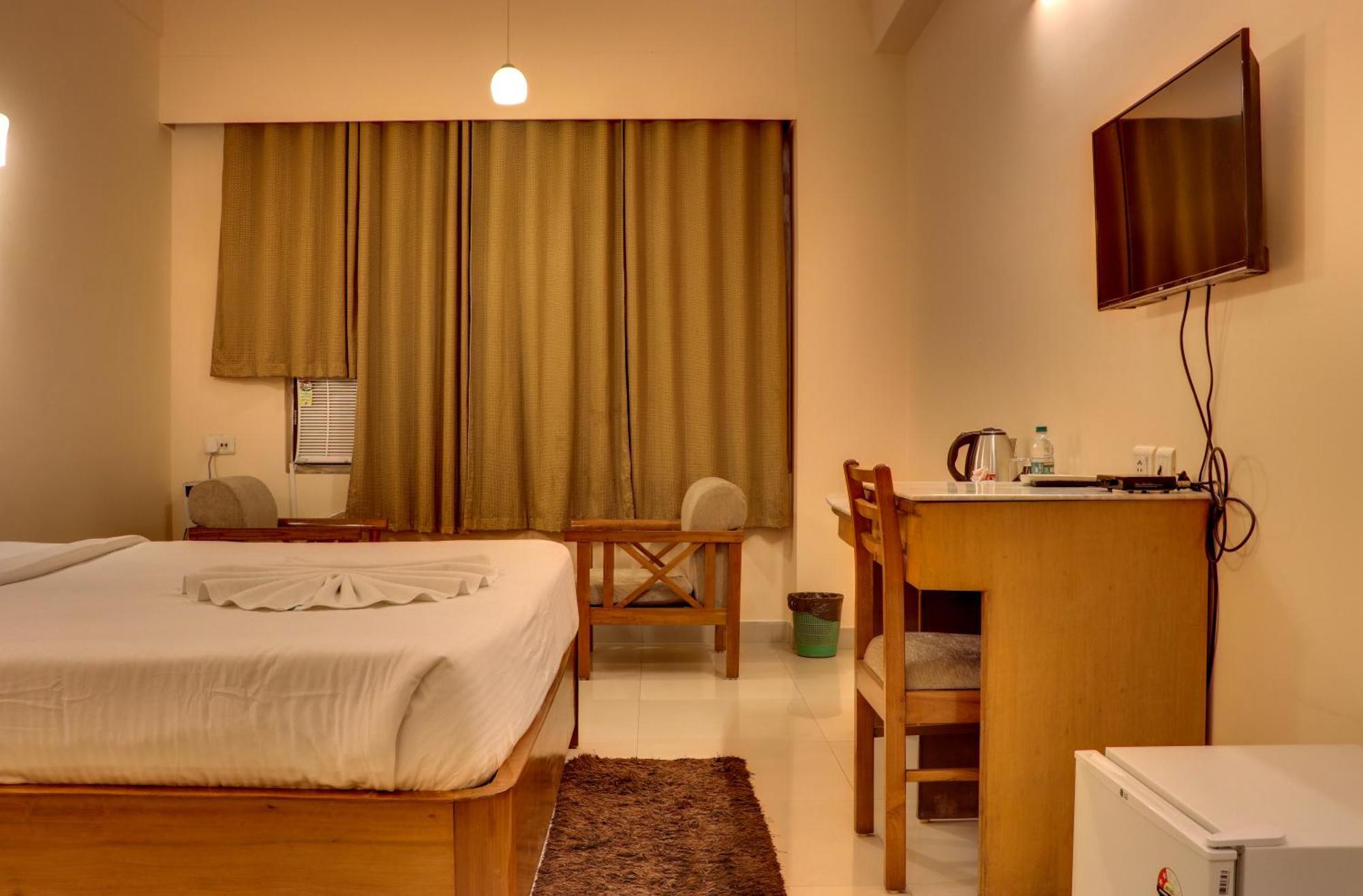Hotel Earl Grey Jorhāt Εξωτερικό φωτογραφία