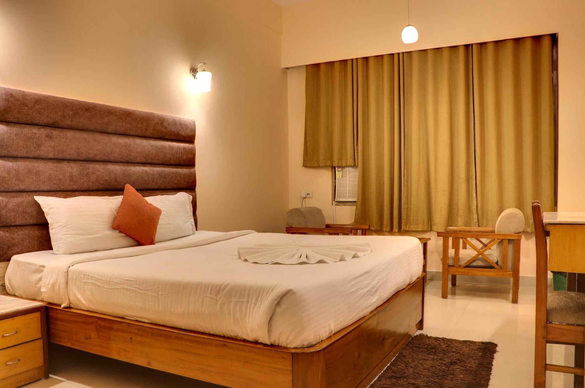 Hotel Earl Grey Jorhāt Εξωτερικό φωτογραφία