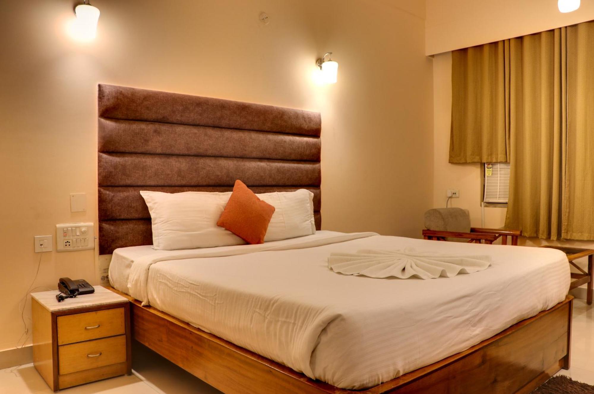 Hotel Earl Grey Jorhāt Εξωτερικό φωτογραφία